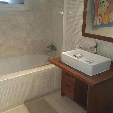 Nice Apartment At 15 Min From The Old Port דירה *